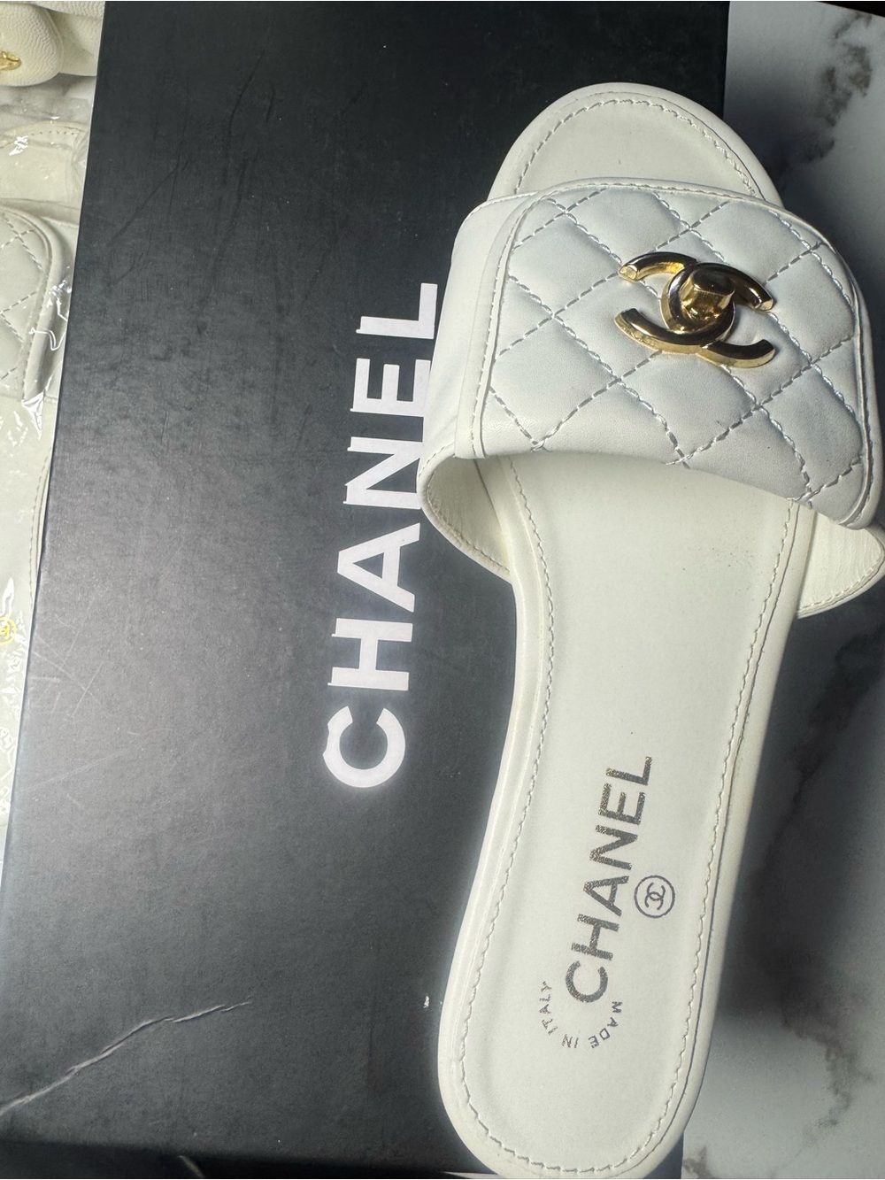 CHANEL White Quilted Slide Sandal with Gold CC Hardware